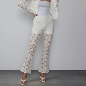 NWT New York & Company Ivory Crochet Pants size L
